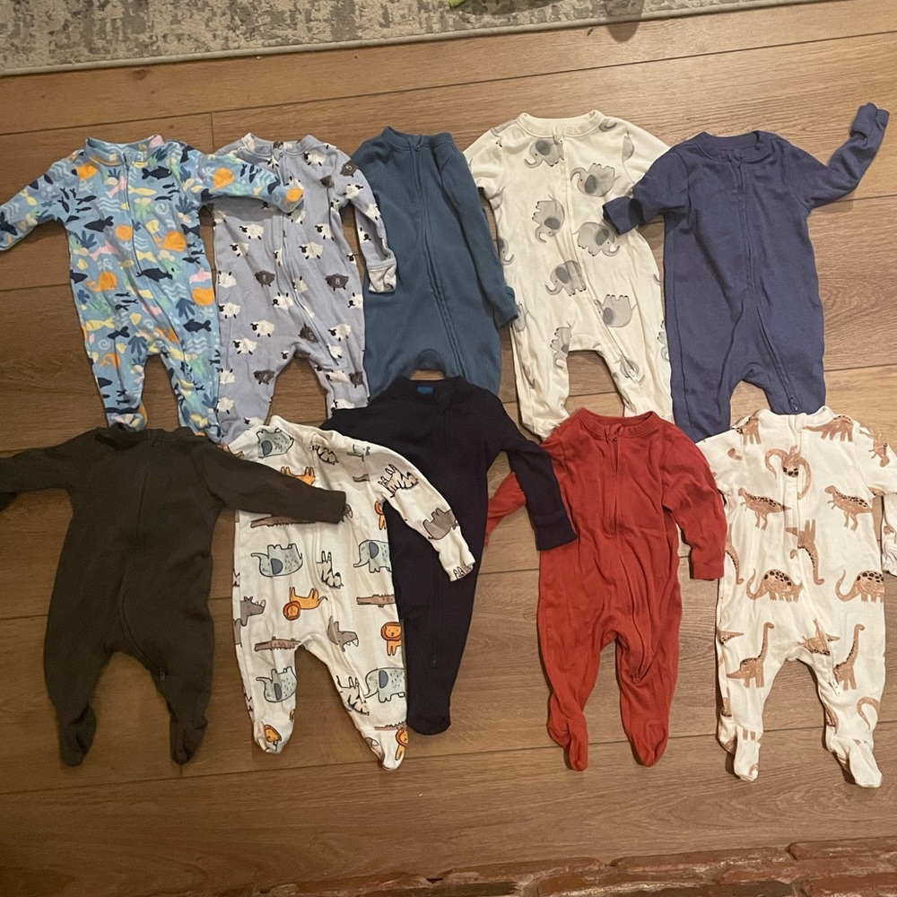 Bundle of 10 Old Navy Baby Boy Footies 0-3 Months